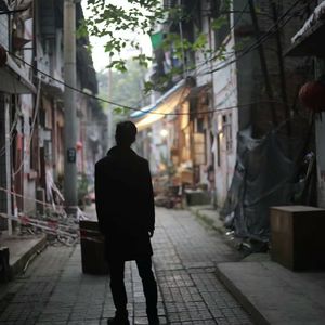 妓女潮喷的视频
